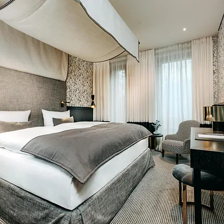 Hotel Am Ochsentor 3*