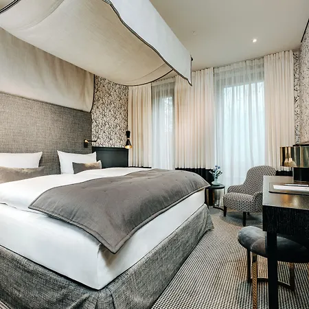 Am Ochsentor 3*